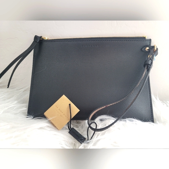 Burberry Handbags - (NWT) Authentic Burberry leather Haymarket check zip pouch clutch in black